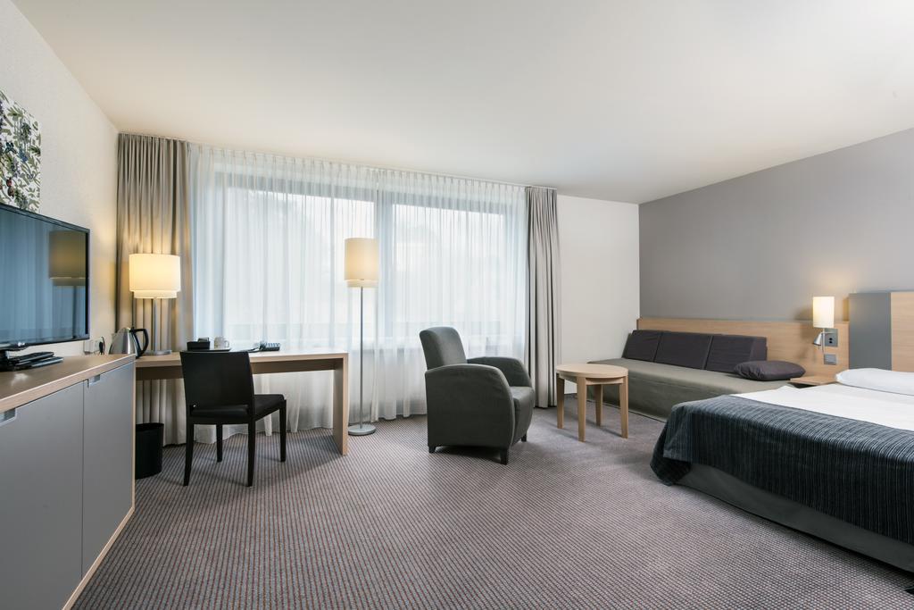 Mercure Hotel Duesseldorf Neuss Oda fotoğraf